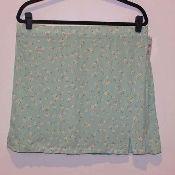 NEW Elodie Floral Print Mini Skirt Women XL - Picture 4 of 11